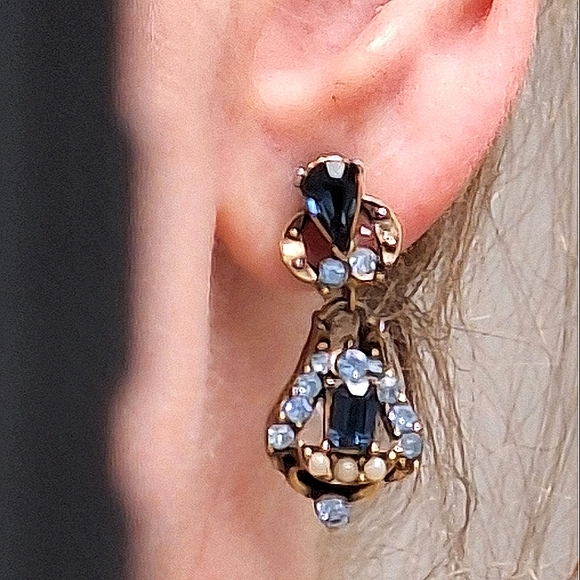 Vintage HOLLYCRAFT Earrings - Picture 1 of 9